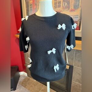 NWT black and white bow sweater